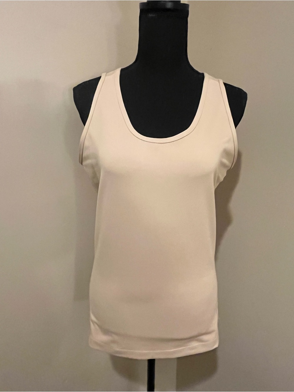 Tommie Copper Low Back Support  Scoop Neck Tank, size XL